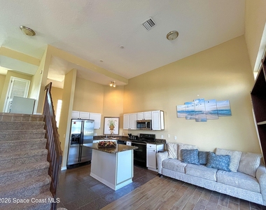 799 Shell Street - Photo Thumbnail 8