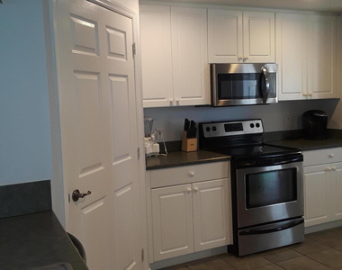 8891 Lake Drive - Photo Thumbnail 24