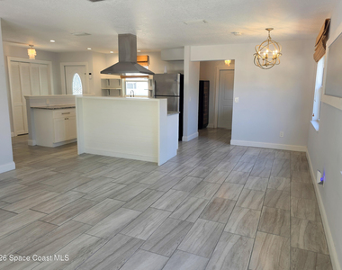 315 Oahu Drive - Photo Thumbnail 1