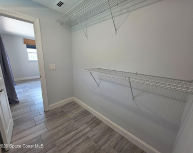 315 Oahu Drive - Photo Thumbnail 12