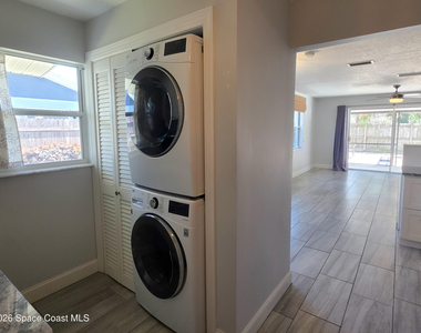 315 Oahu Drive - Photo Thumbnail 7
