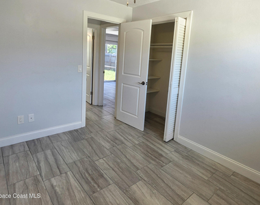 315 Oahu Drive - Photo Thumbnail 15