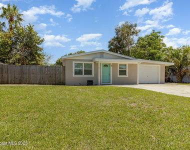 2567 Pepper Avenue - Photo Thumbnail 1