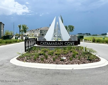 1389 Bluewater Lane - Photo Thumbnail 41