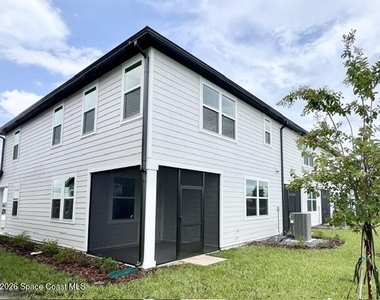 1389 Bluewater Lane - Photo Thumbnail 2