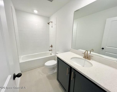 1389 Bluewater Lane - Photo Thumbnail 24