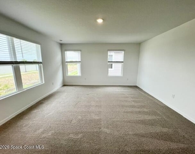 1389 Bluewater Lane - Photo Thumbnail 29