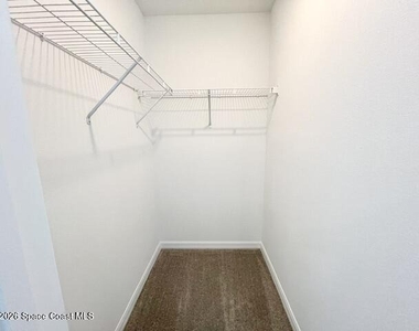 1389 Bluewater Lane - Photo Thumbnail 27