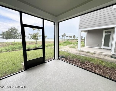 1389 Bluewater Lane - Photo Thumbnail 33