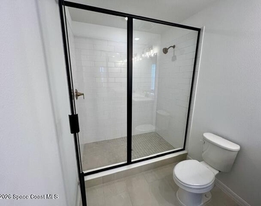 1389 Bluewater Lane - Photo Thumbnail 32