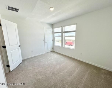 1389 Bluewater Lane - Photo Thumbnail 23