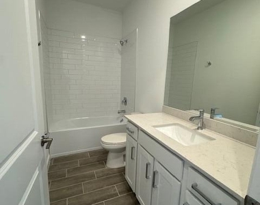 2285 Majorelle Drive Nw - Photo Thumbnail 12