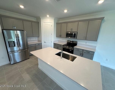 2244 Majorelle Drive Nw - Photo Thumbnail 5