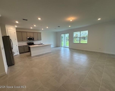 2244 Majorelle Drive Nw - Photo Thumbnail 2