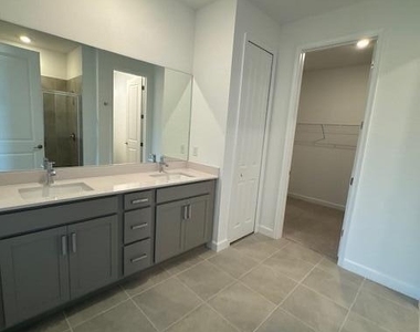 2244 Majorelle Drive Nw - Photo Thumbnail 8