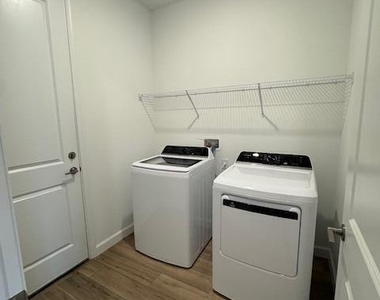 2195 Majorelle Drive Nw - Photo Thumbnail 20