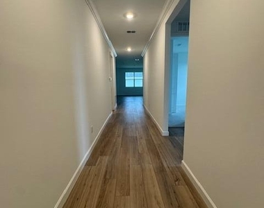 2195 Majorelle Drive Nw - Photo Thumbnail 1