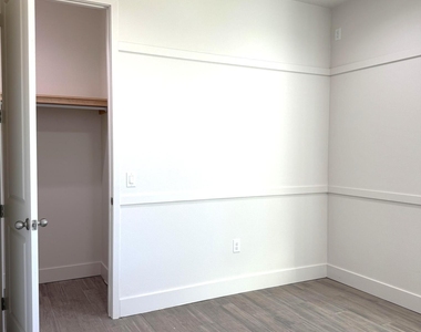 2781 Edington Drive - Photo Thumbnail 10