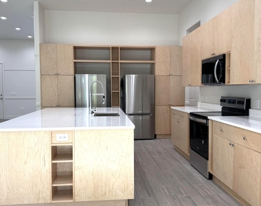 2781 Edington Drive - Photo Thumbnail 13