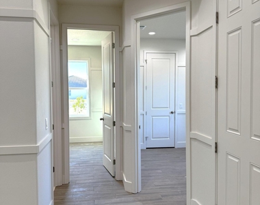 2781 Edington Drive - Photo Thumbnail 4