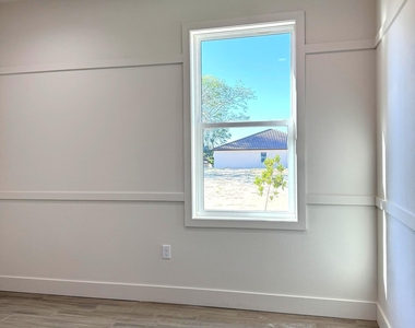 2781 Edington Drive - Photo Thumbnail 9