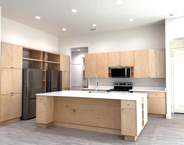 2781 Edington Drive - Photo Thumbnail 12
