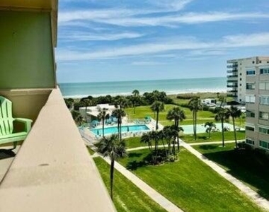 2020 N Atlantic Avenue - Photo Thumbnail 8
