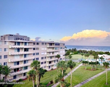 2020 N Atlantic Avenue - Photo Thumbnail 1