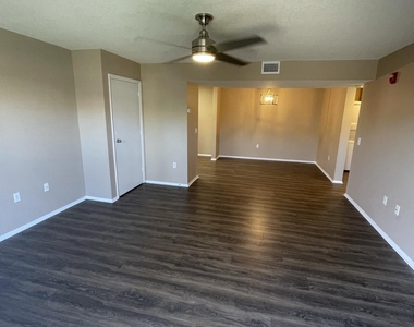 1820 Long Iron Drive - Photo Thumbnail 2