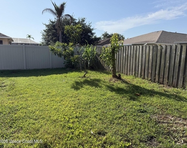 1178 White Oak Circle - Photo Thumbnail 17