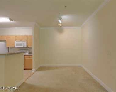 6440 Borasco Drive - Photo Thumbnail 15
