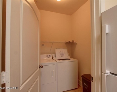 6440 Borasco Drive - Photo Thumbnail 13