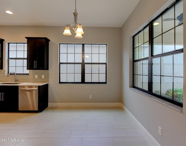 6903 Vista Hermosa Drive - Photo Thumbnail 8