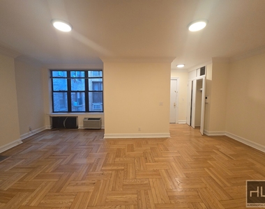 East 63 Street - Photo Thumbnail 1