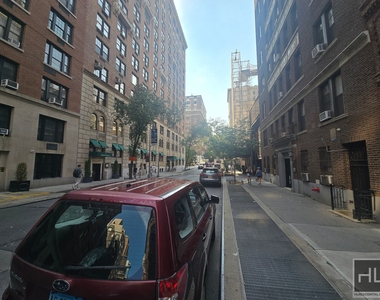 East 63 Street - Photo Thumbnail 19