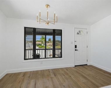 7037 Mccray Drive - Photo Thumbnail 6