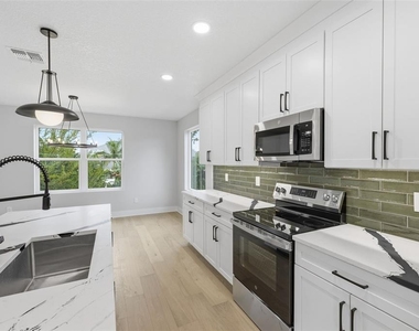 4208 W Carmen Street - Photo Thumbnail 11