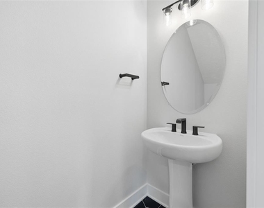 4208 W Carmen Street - Photo Thumbnail 20