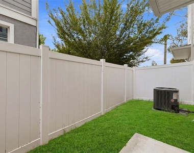 4208 W Carmen Street - Photo Thumbnail 30