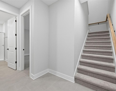 4208 W Carmen Street - Photo Thumbnail 1