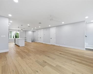 4208 W Carmen Street - Photo Thumbnail 15