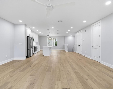 4208 W Carmen Street - Photo Thumbnail 12