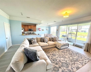 4639 Pond Ridge Drive - Photo Thumbnail 2