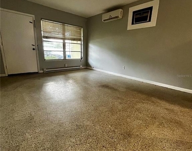 1411 Kennywood Drive - Photo Thumbnail 8