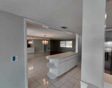 4113 Star Island Drive - Photo Thumbnail 20