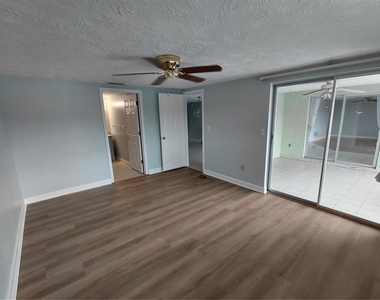 4113 Star Island Drive - Photo Thumbnail 31