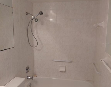 4113 Star Island Drive - Photo Thumbnail 11