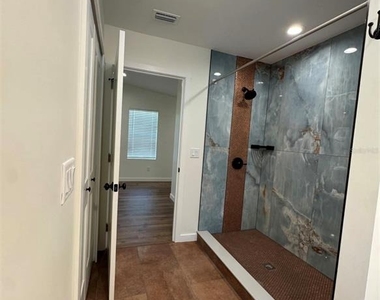 14 Mill Street - Photo Thumbnail 5
