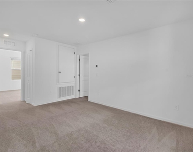 2215 Red Crossbill Drive - Photo Thumbnail 10