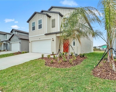 2215 Red Crossbill Drive - Photo Thumbnail 2